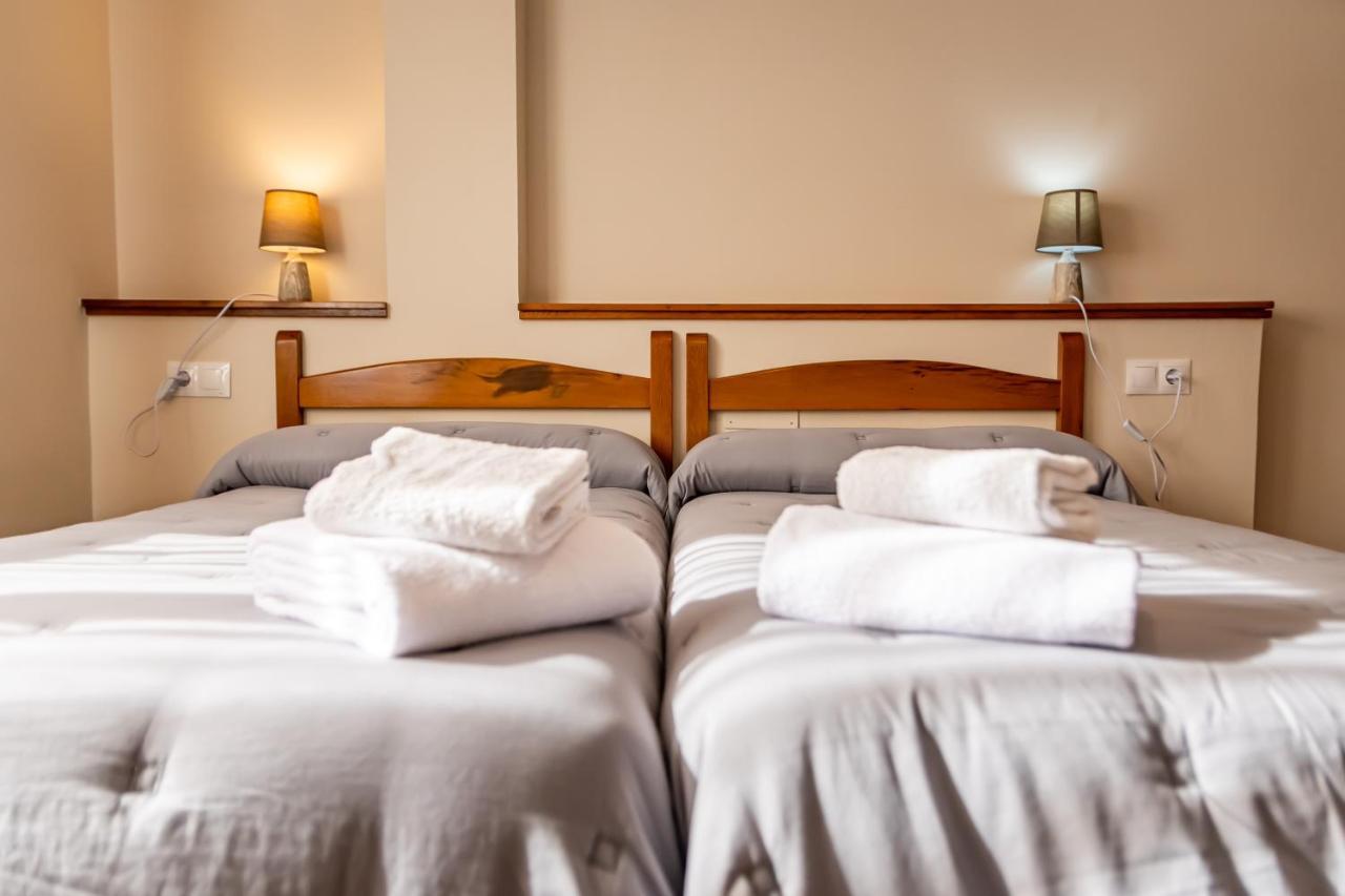 Hostal Restaurante Ventasierra Valdore Екстер'єр фото