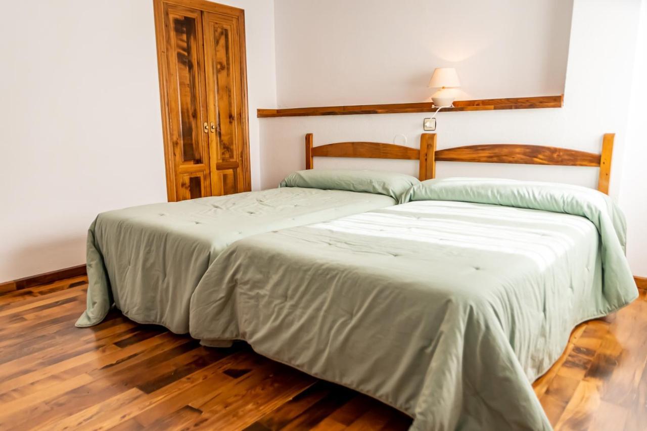 Hostal Restaurante Ventasierra Valdore Екстер'єр фото