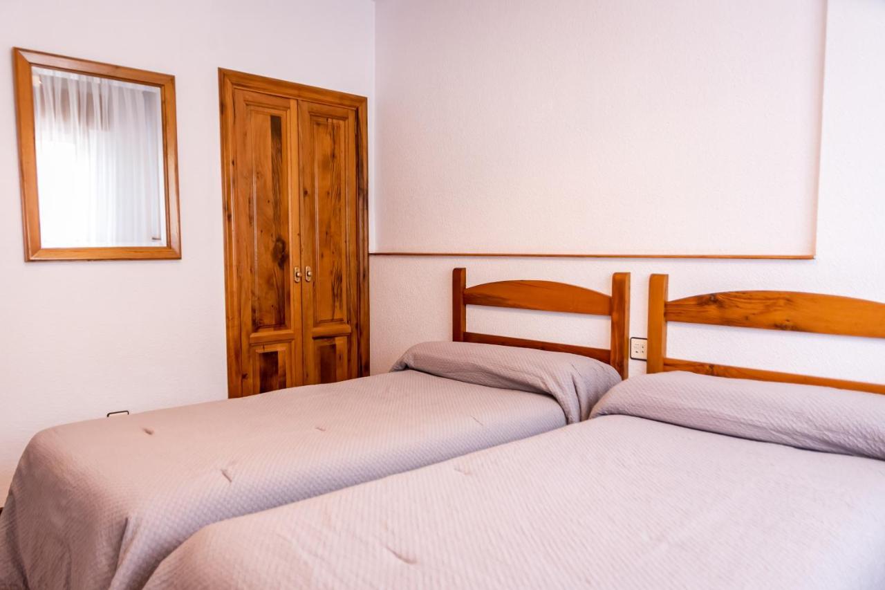 Hostal Restaurante Ventasierra Valdore Екстер'єр фото