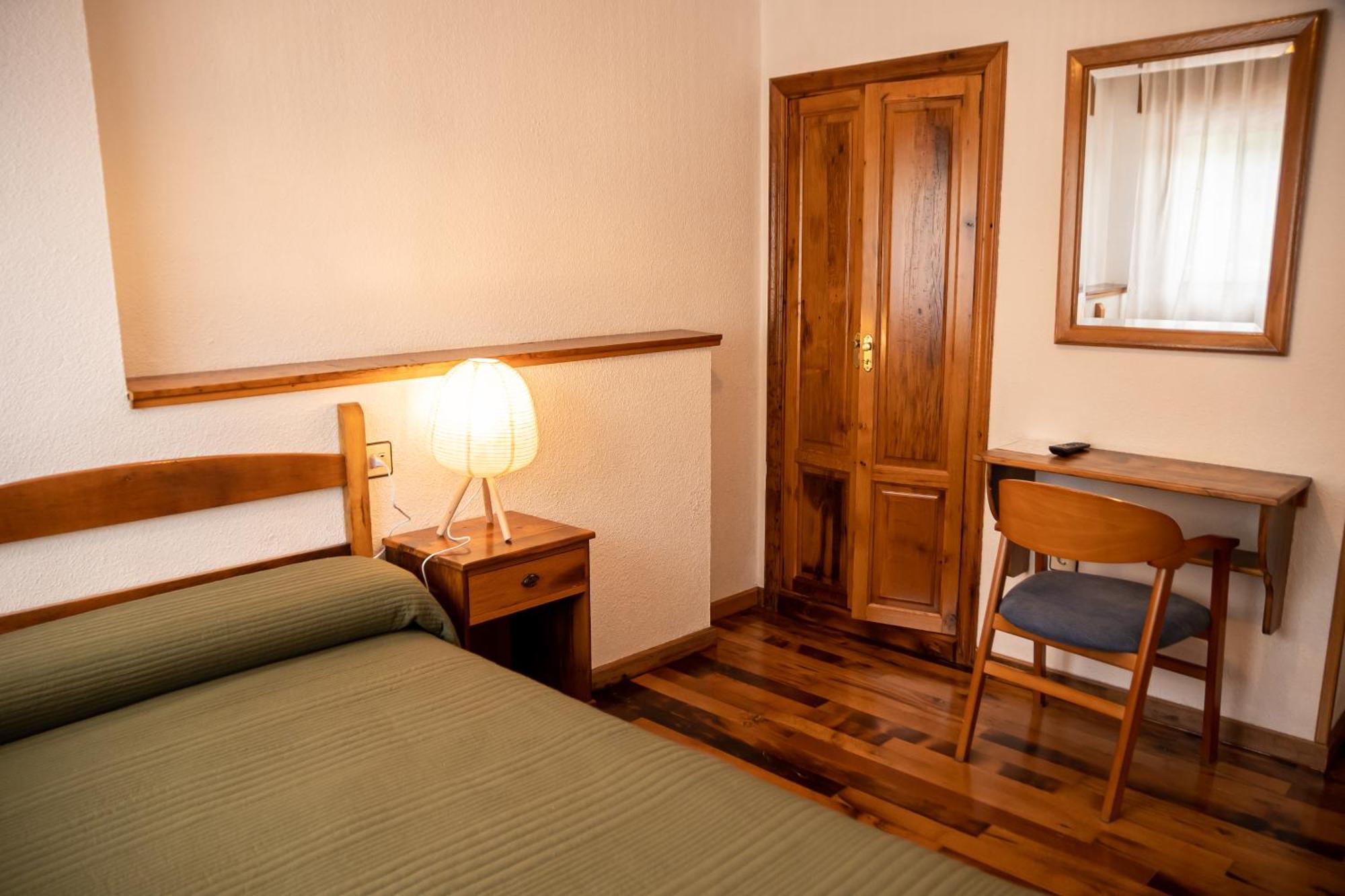 Hostal Restaurante Ventasierra Valdore Номер фото