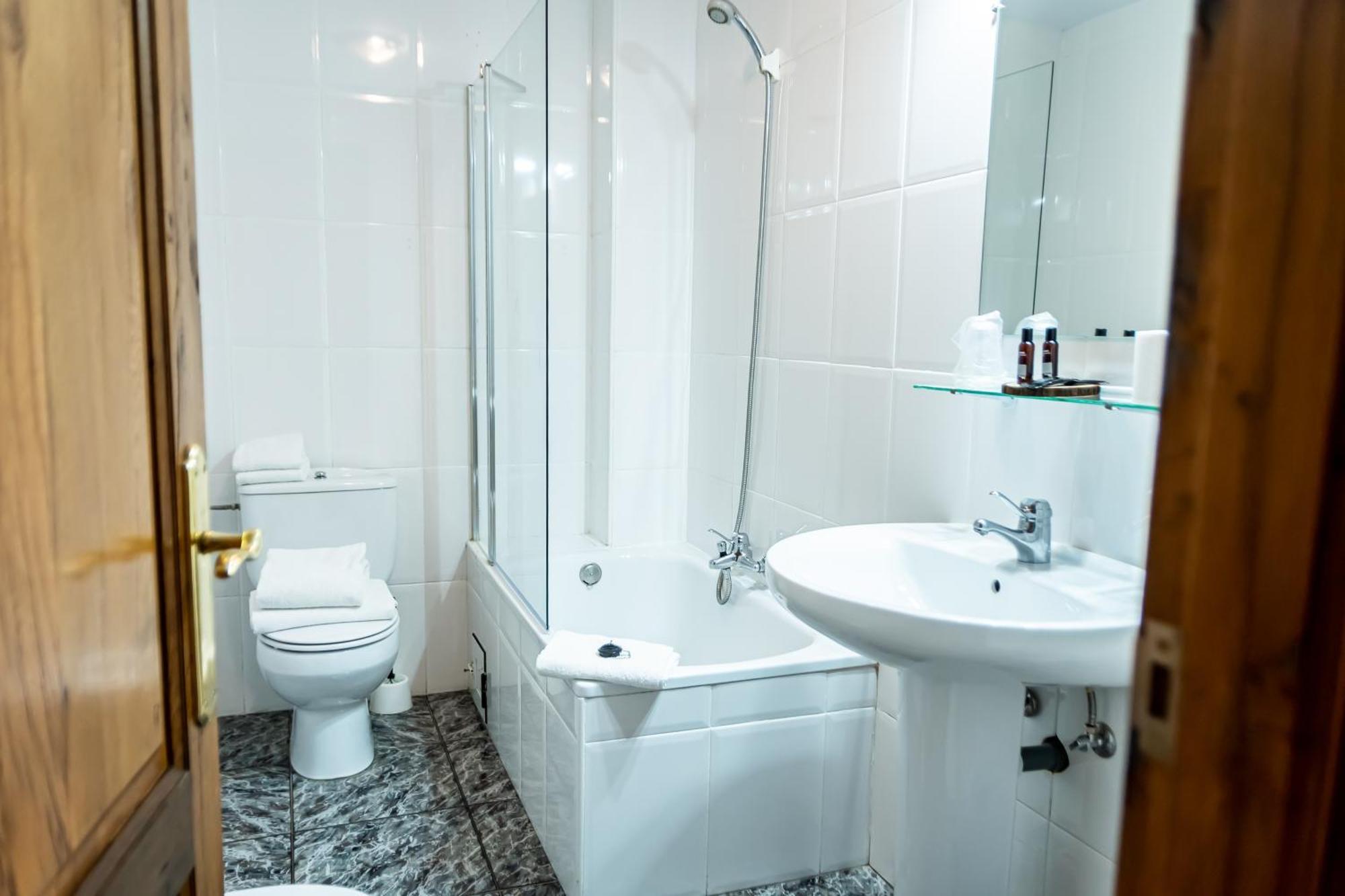 Hostal Restaurante Ventasierra Valdore Екстер'єр фото
