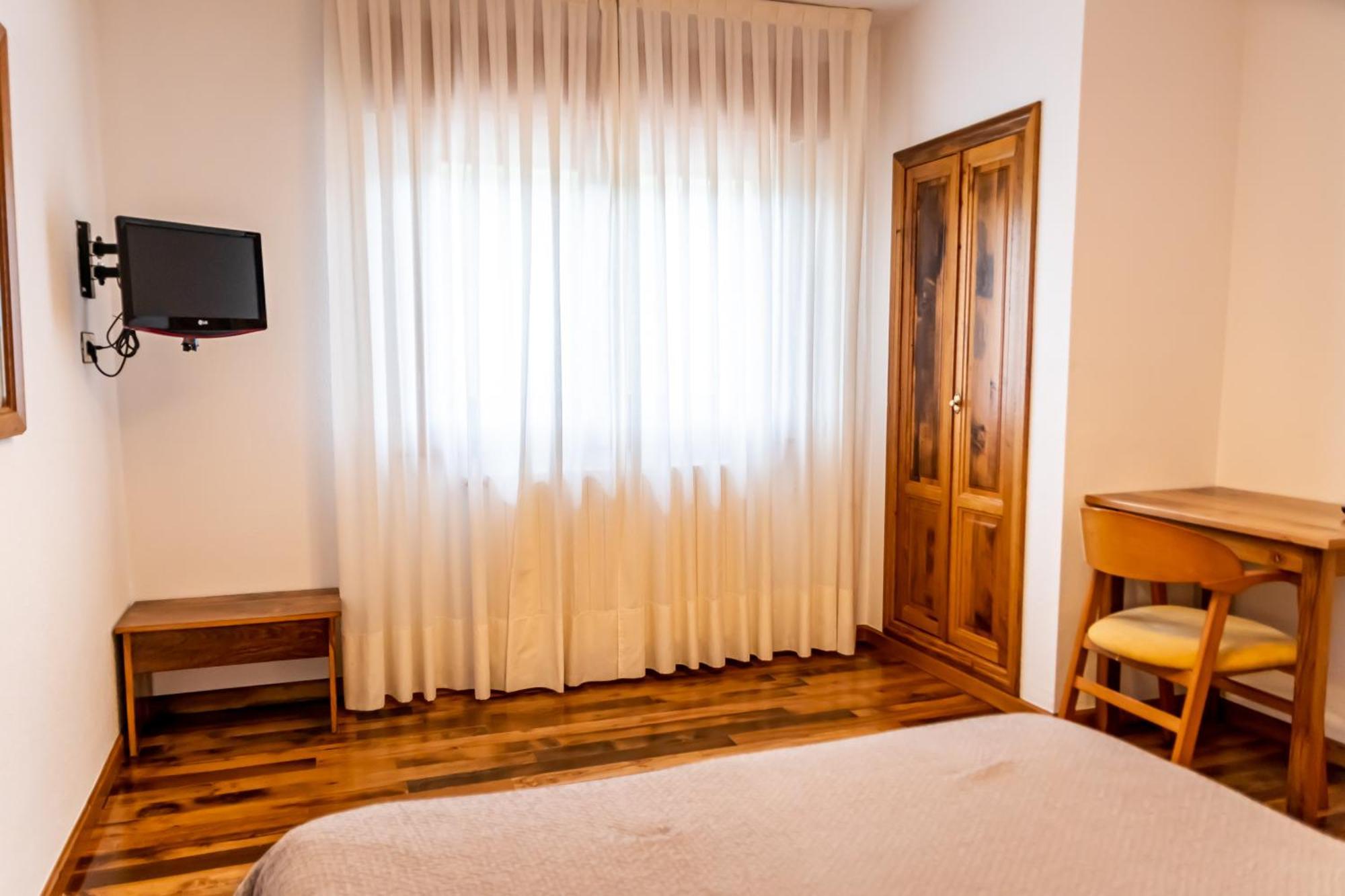 Hostal Restaurante Ventasierra Valdore Екстер'єр фото