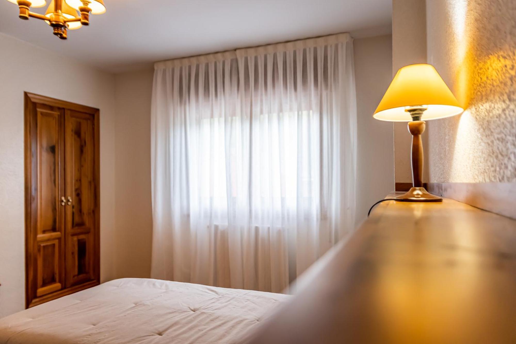 Hostal Restaurante Ventasierra Valdore Екстер'єр фото