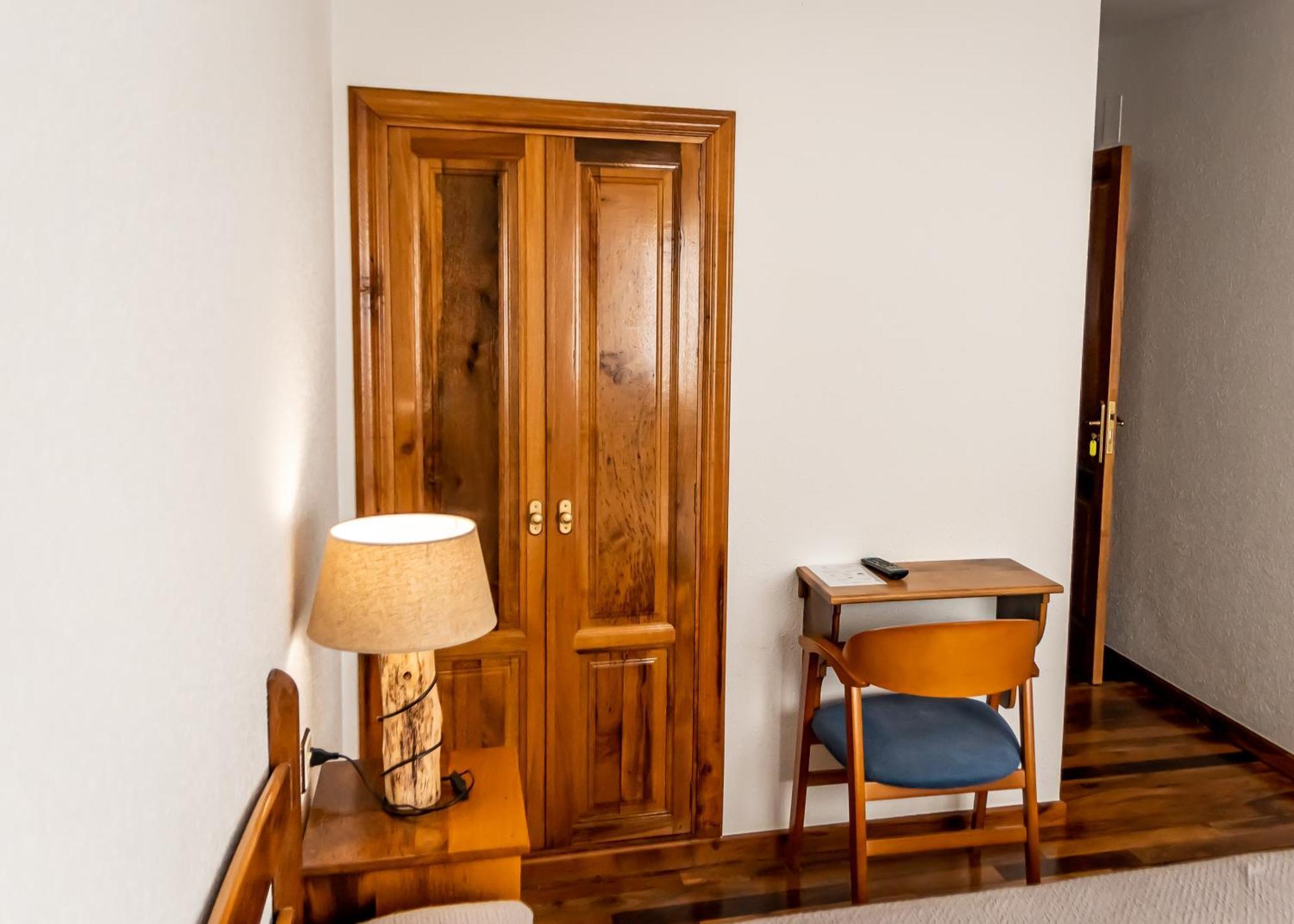 Hostal Restaurante Ventasierra Valdore Екстер'єр фото